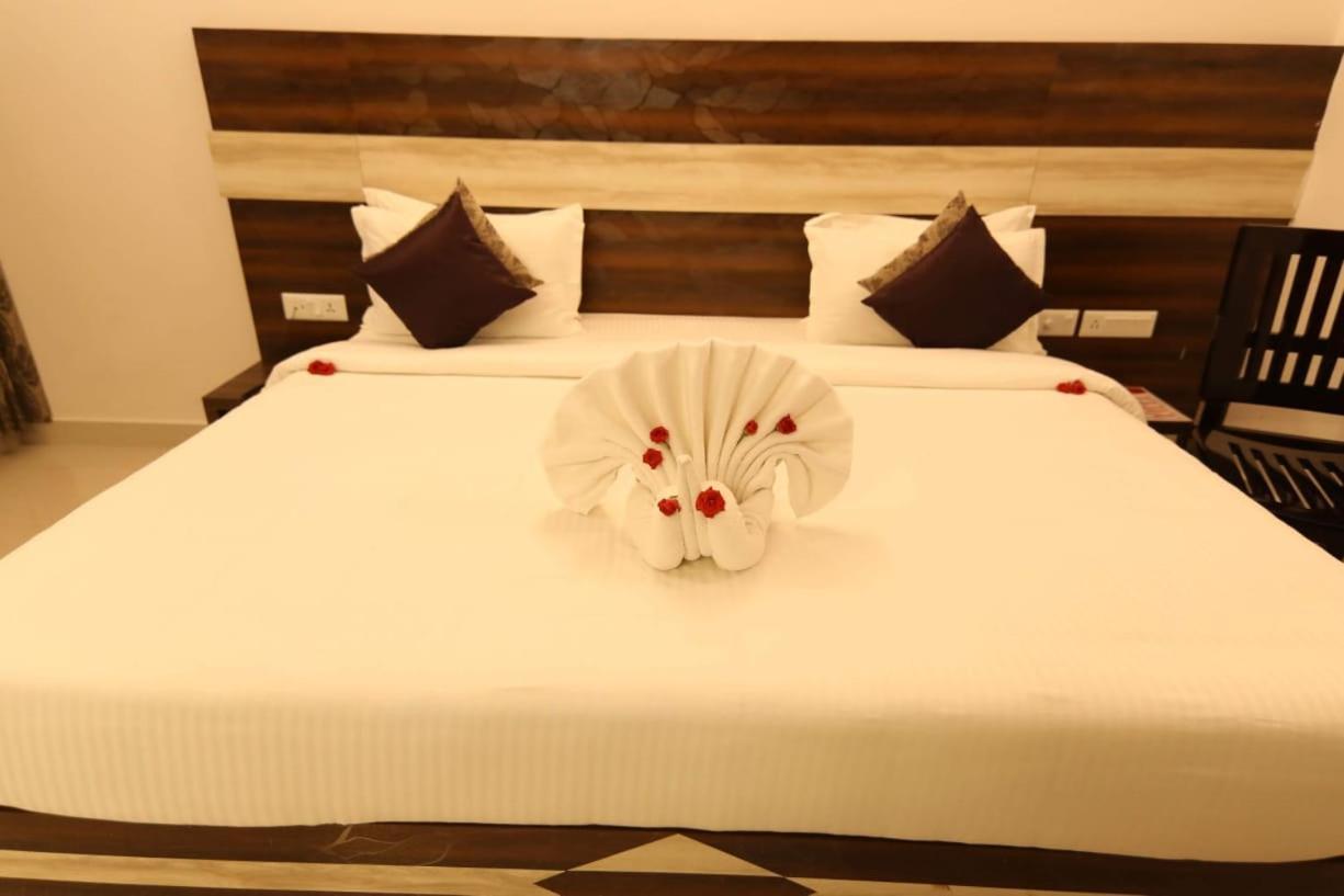 Sri Gnana Vedha Beach Residency Velankanni Eksteriør billede