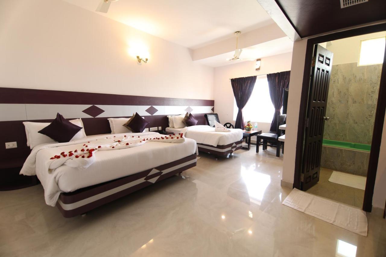 Sri Gnana Vedha Beach Residency Velankanni Eksteriør billede